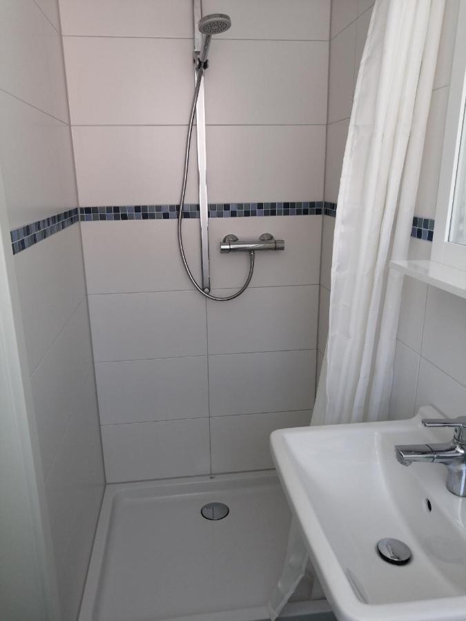 Apartment & Zimmer Familie Trescher Tuebingen Exterior photo