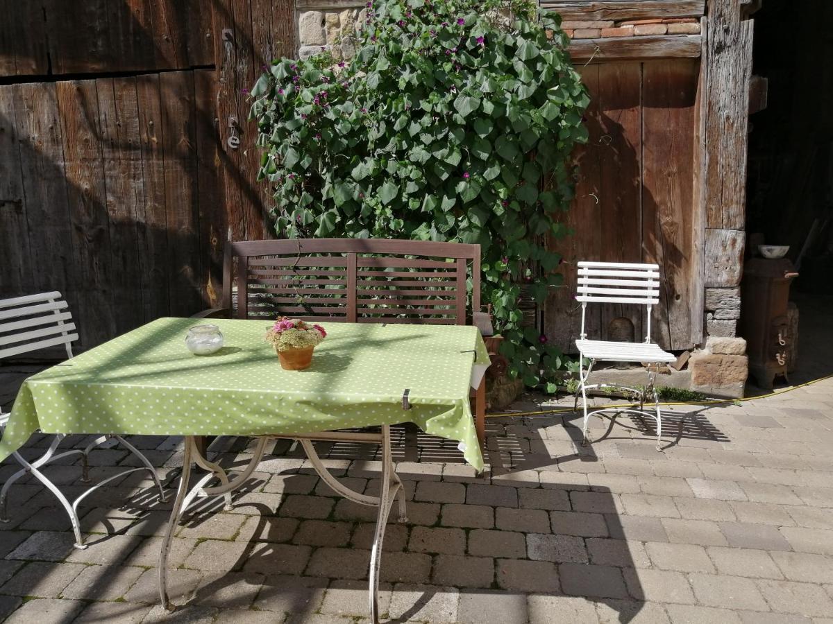 Apartment & Zimmer Familie Trescher Tuebingen Exterior photo